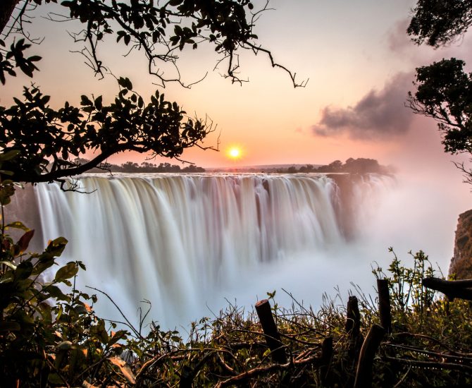 victoria-falls-zimbabwe